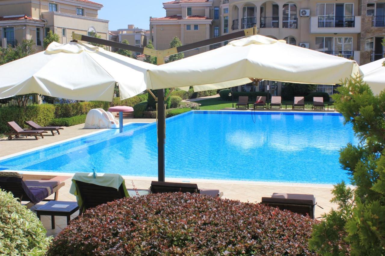Atia Resort Chernomorets Buitenkant foto