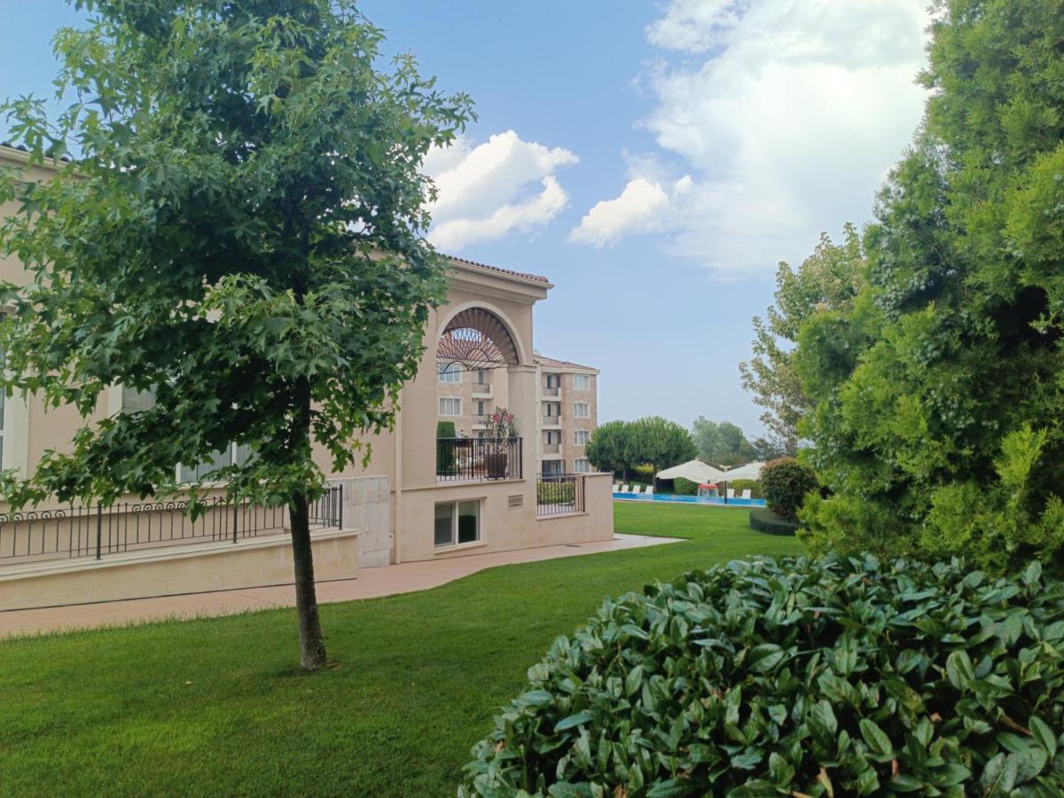 Atia Resort Chernomorets Buitenkant foto