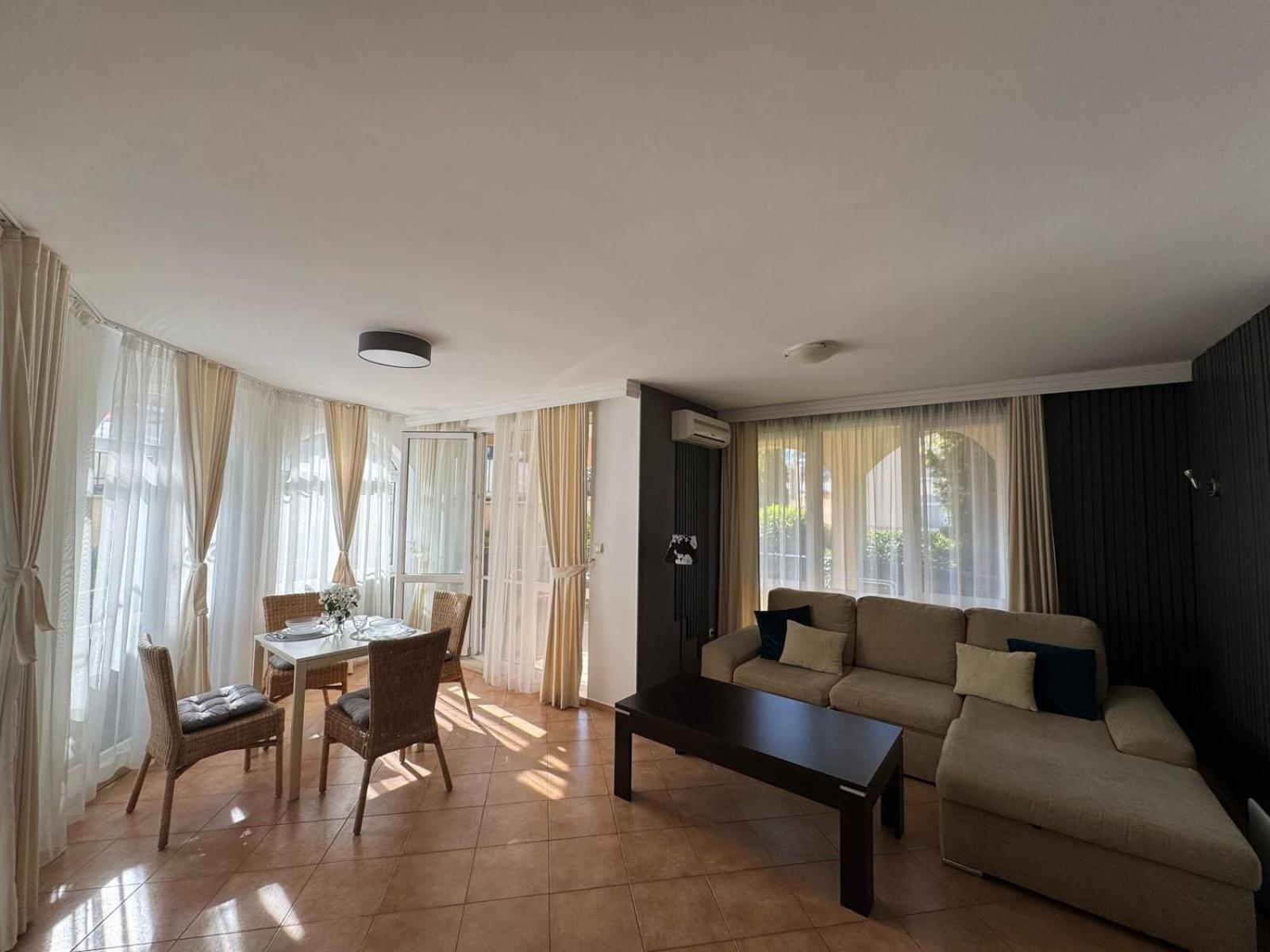 Atia Resort Chernomorets Buitenkant foto